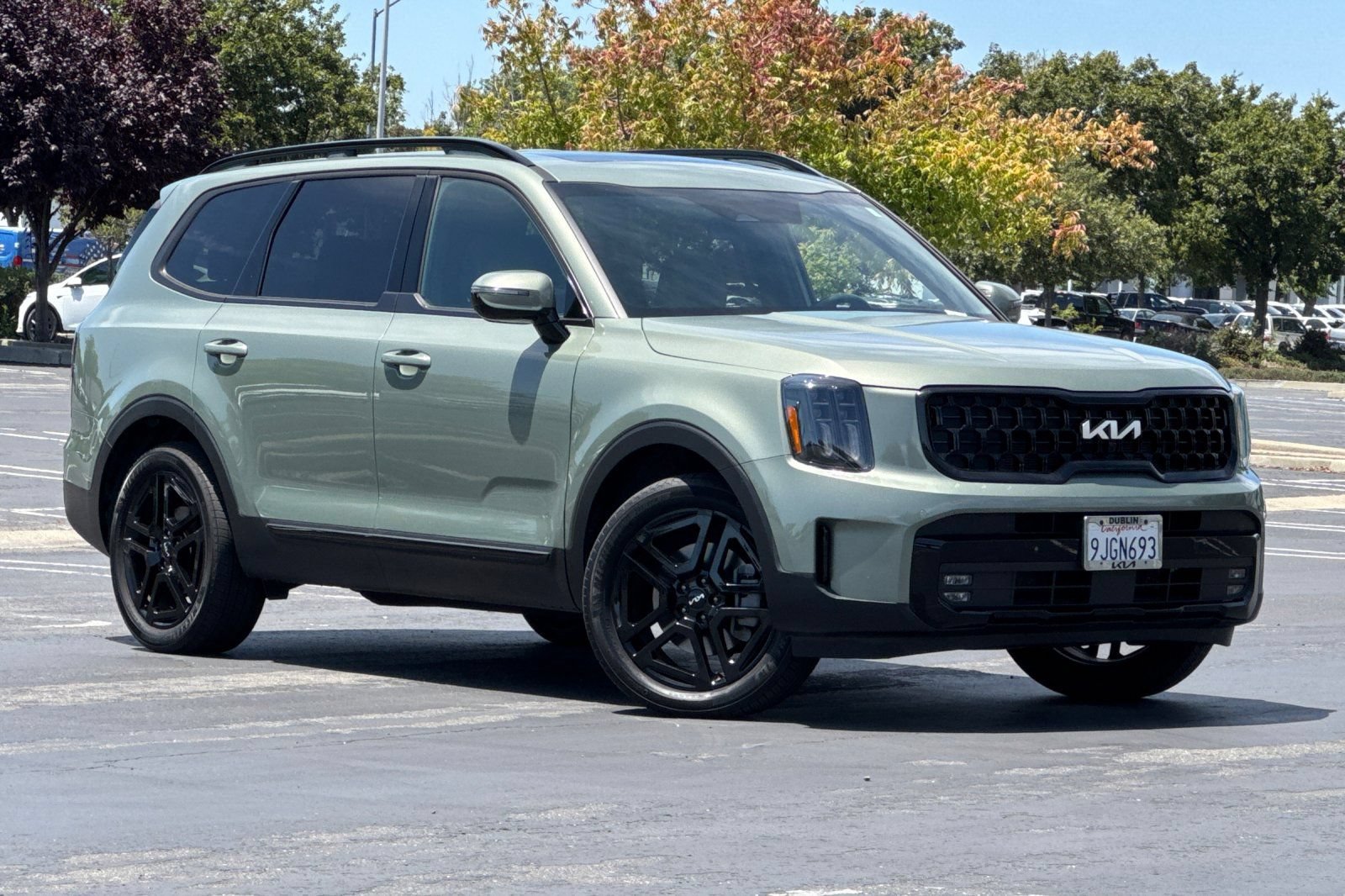 Used 2024 Kia Telluride SX X-Line AWD/4WD image 2