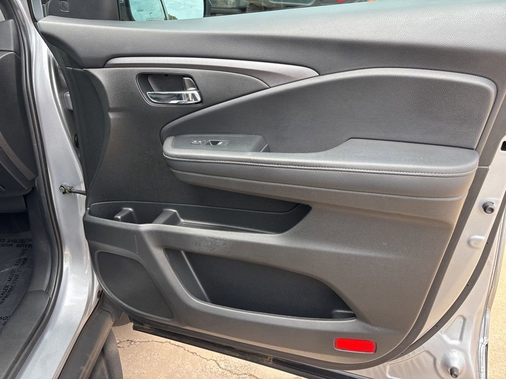 Used 2023 Honda Ridgeline RTL image 25