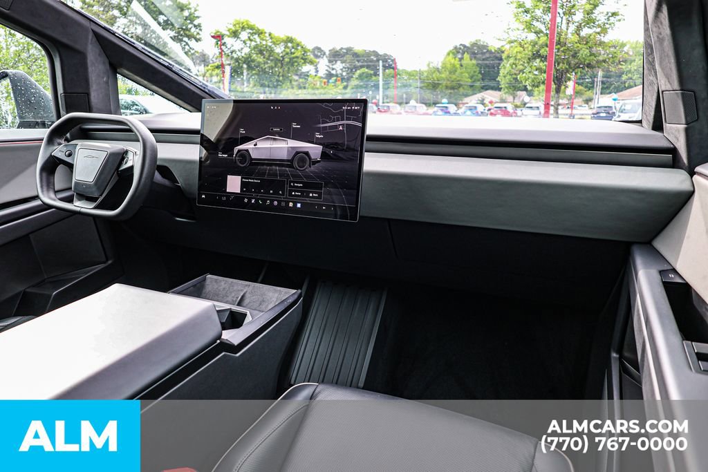 Used 2025 Tesla Cybertruck AWD Crew Cab image 28