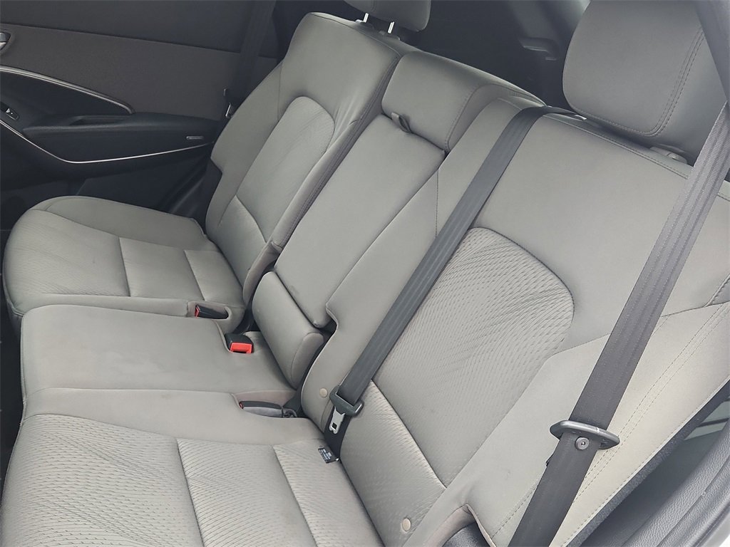 Used 2017 Hyundai Santa Fe Sport image 13