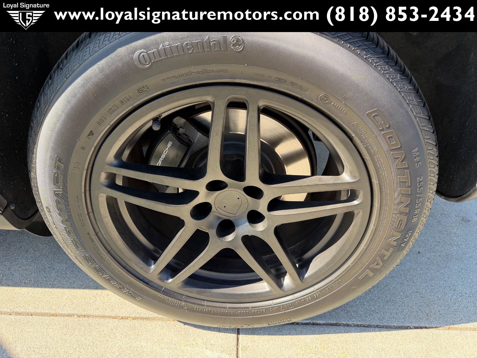 Used 2017 Porsche Macan AWD/4WD image 34