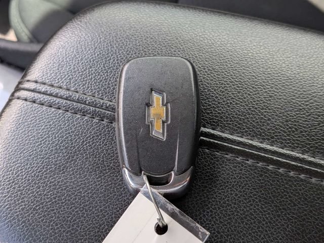 Used 2021 Chevrolet Malibu LT FWD image 29