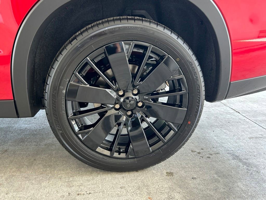 New 2026 Mitsubishi Outlander LE FWD image 15