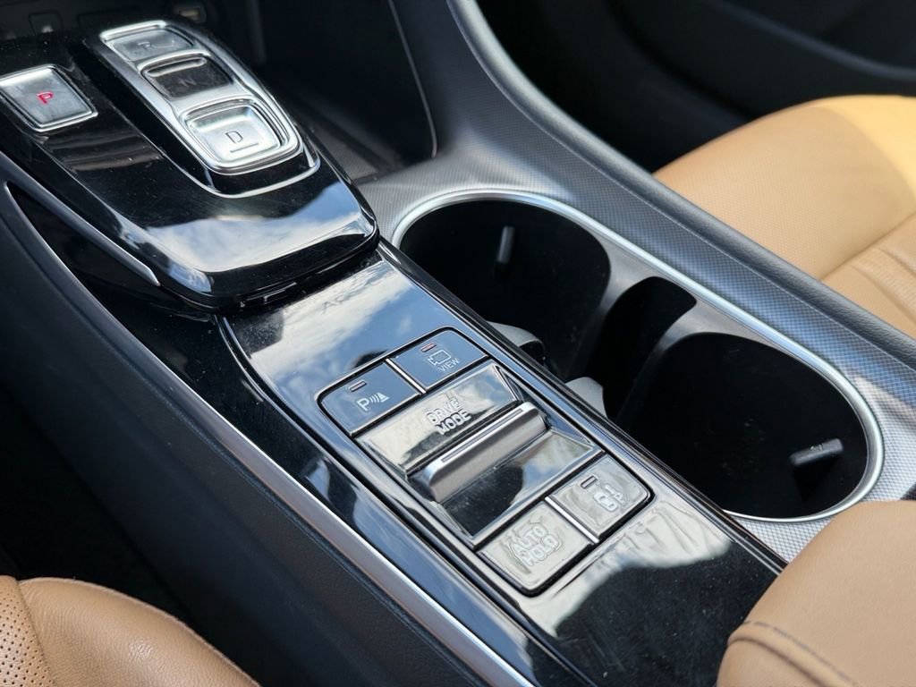 Used 2020 Hyundai Sonata Limited image 21