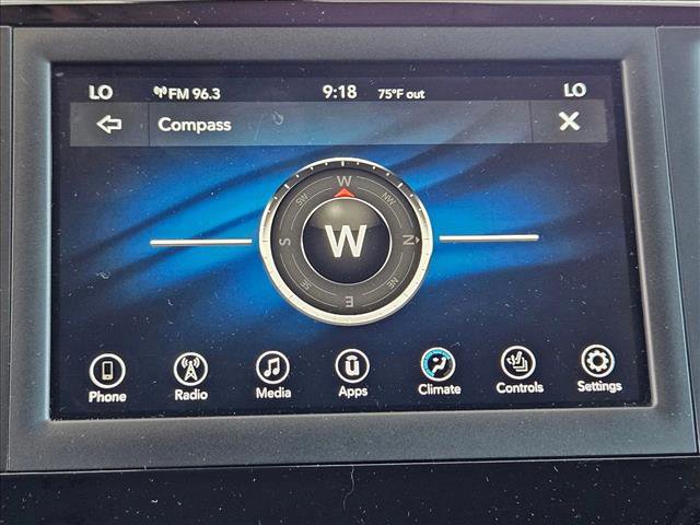 Used 2020 Chrysler Pacifica Touring-L image 13