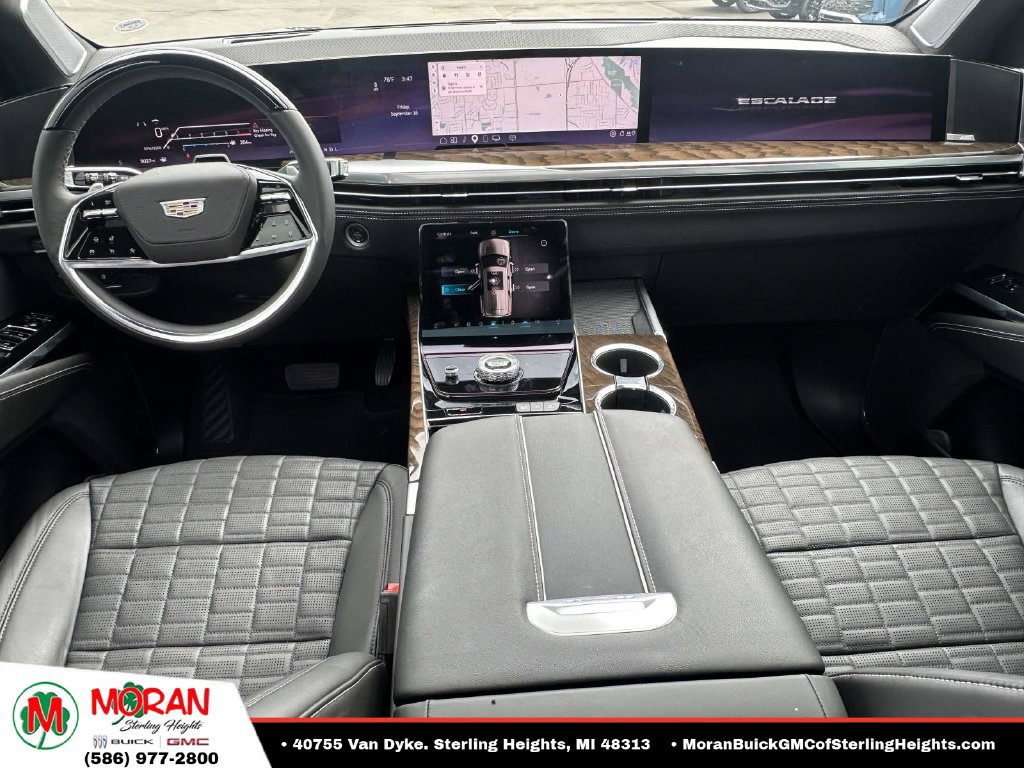 Used 2025 Cadillac Escalade Sport Platinum AWD/4WD image 13