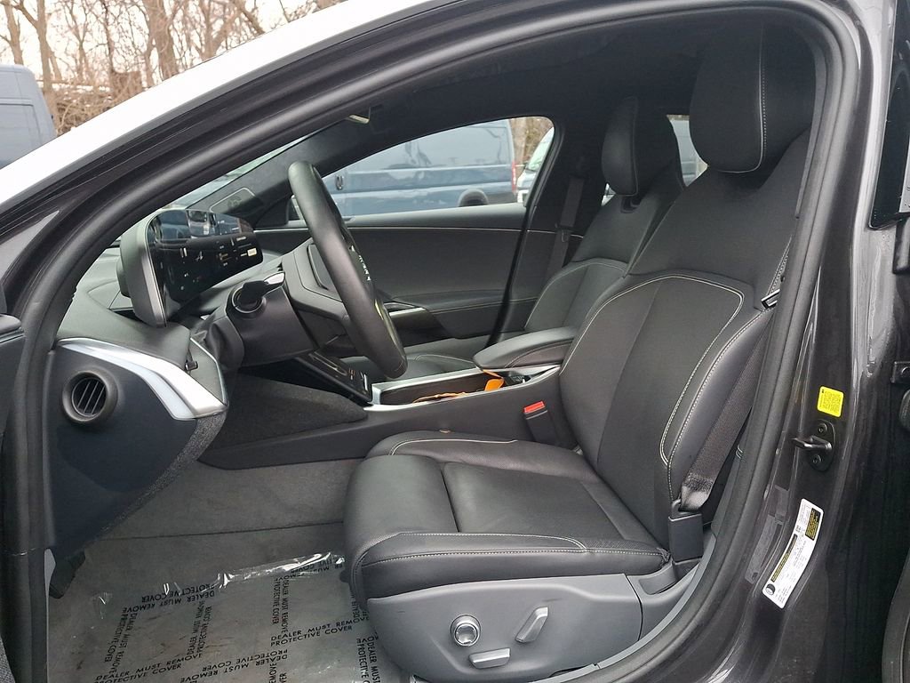 Used 2024 Lucid Air Touring image 14