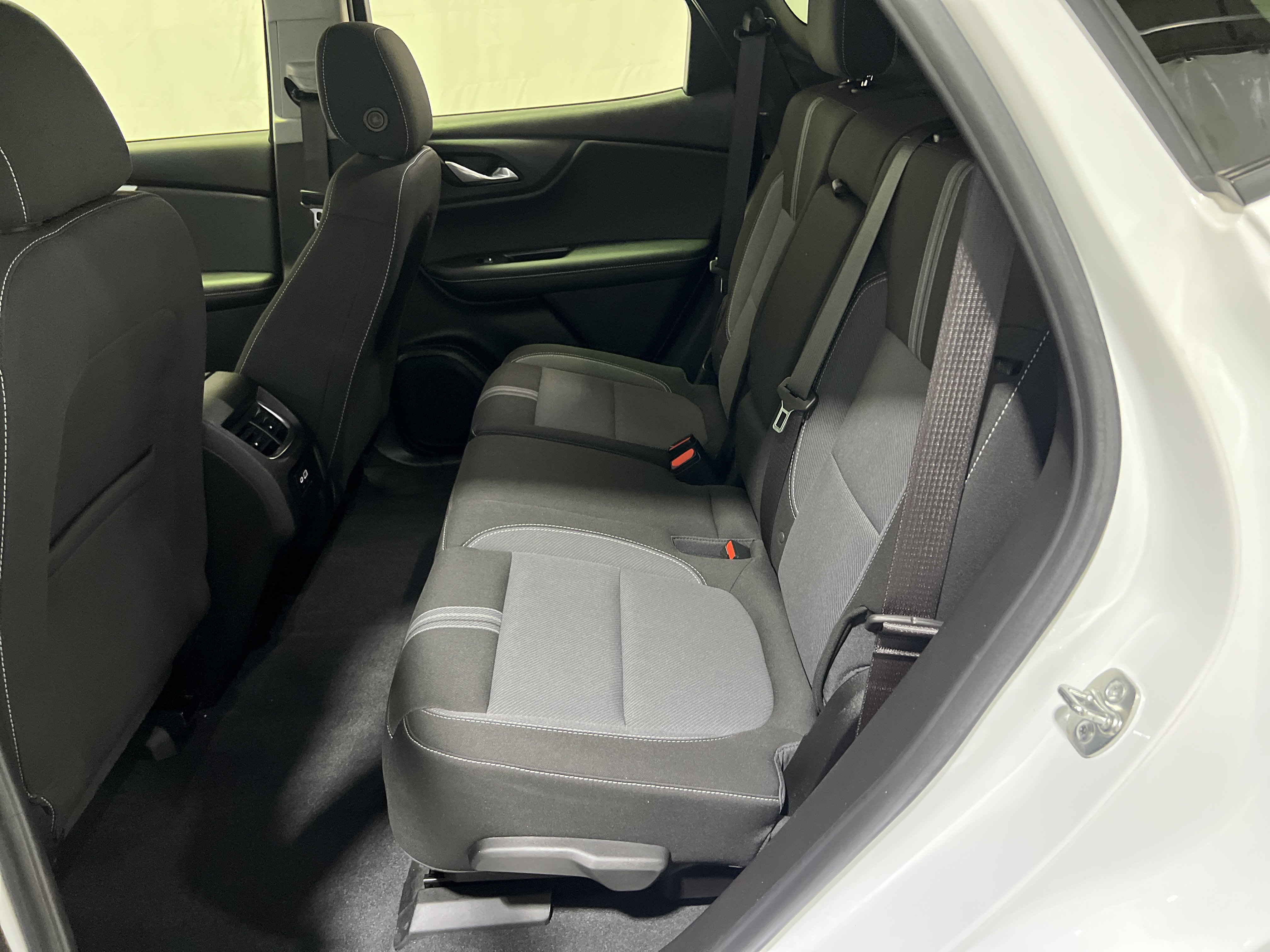 Certified 2023 Chevrolet Blazer LT w/ Convenience Package FWD image 16
