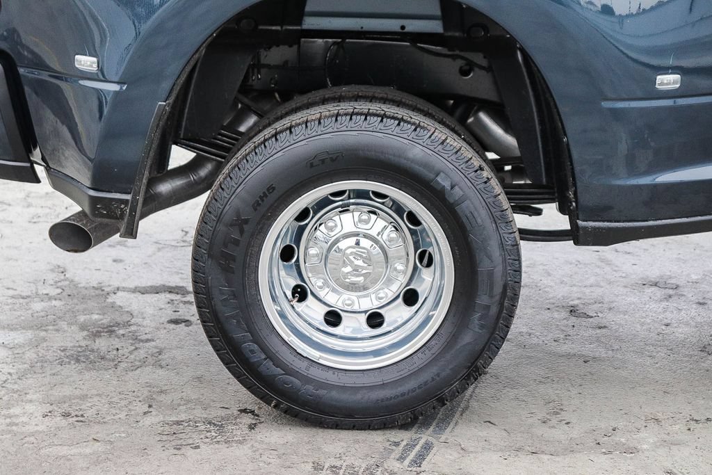 New 2026 RAM 3500 Laramie AWD/4WD image 12