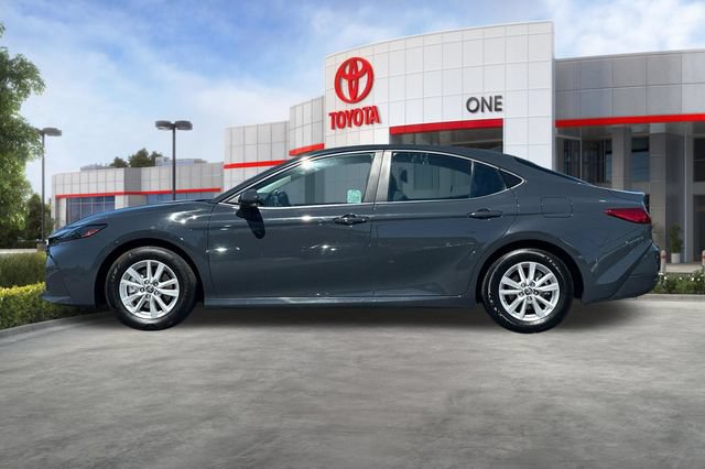 Used 2025 Toyota Camry LE FWD image 8