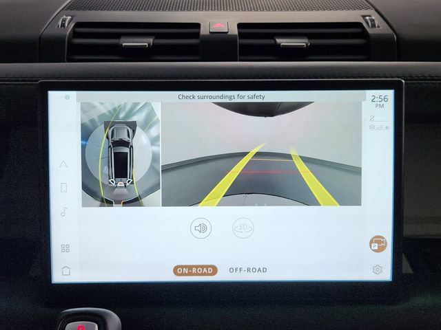 Used 2023 Land Rover Defender 130 SE image 17