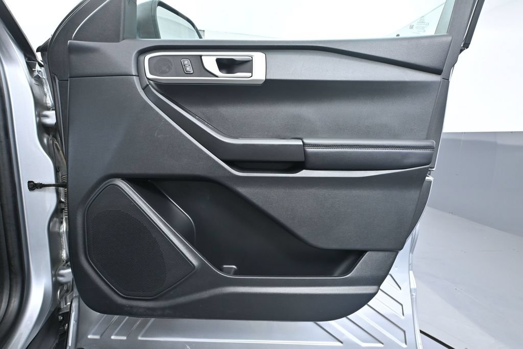 Used 2022 Ford Explorer 4WD image 39