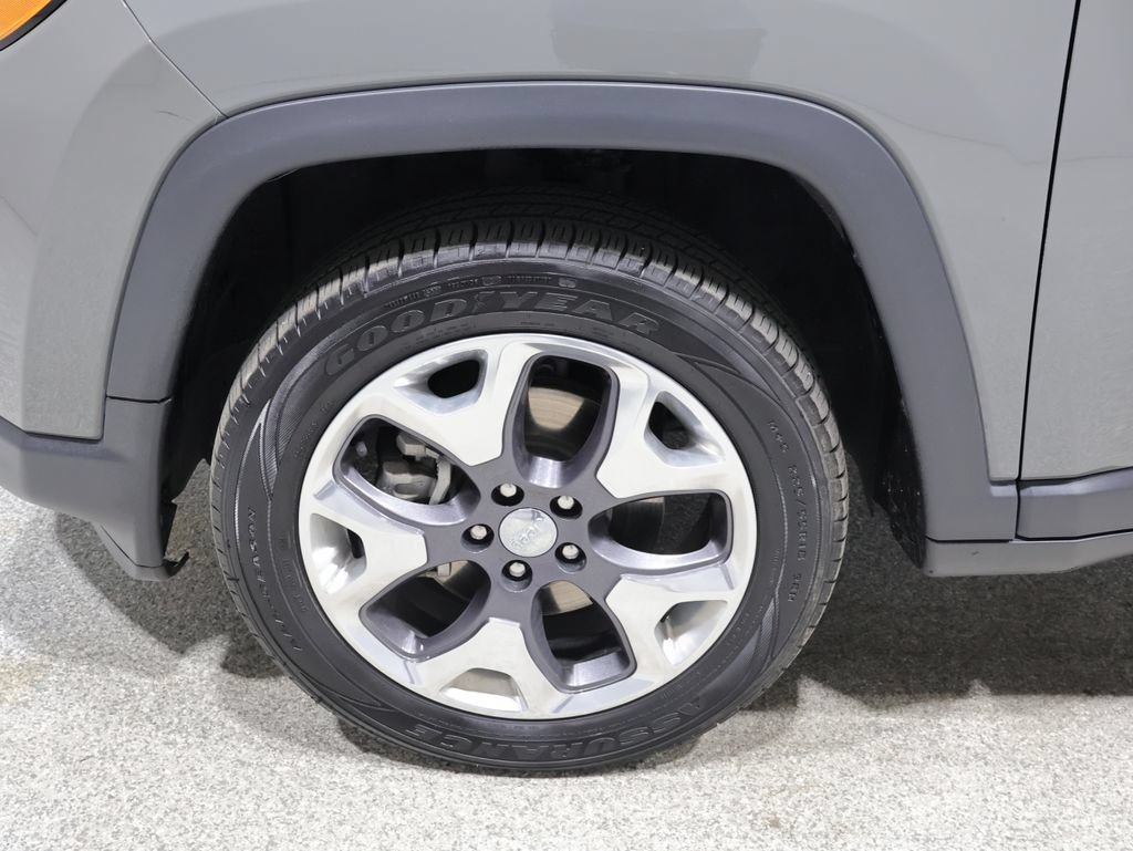 Used 2020 Jeep Compass Limited w/ Rear Convenience Group AWD/4WD image 8