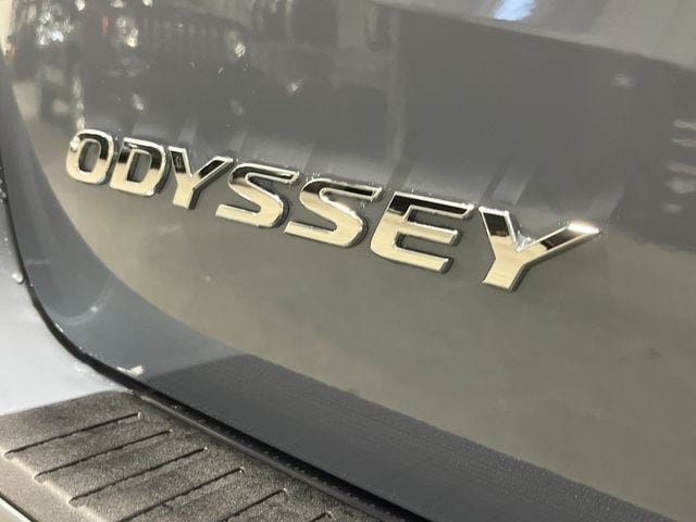 New 2026 Honda Odyssey Touring image 6
