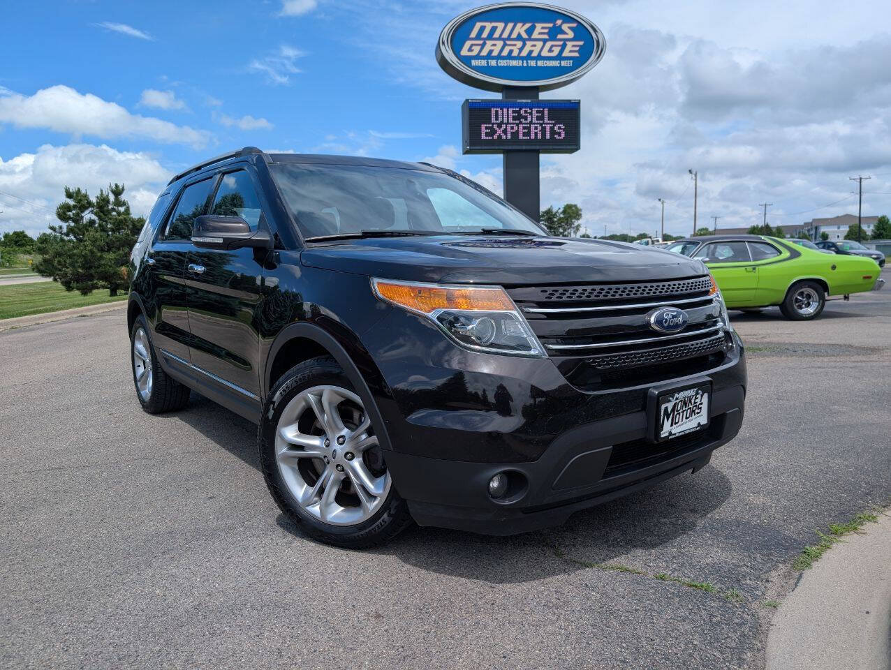 Used 2014 Ford Explorer Limited AWD/4WD image 2