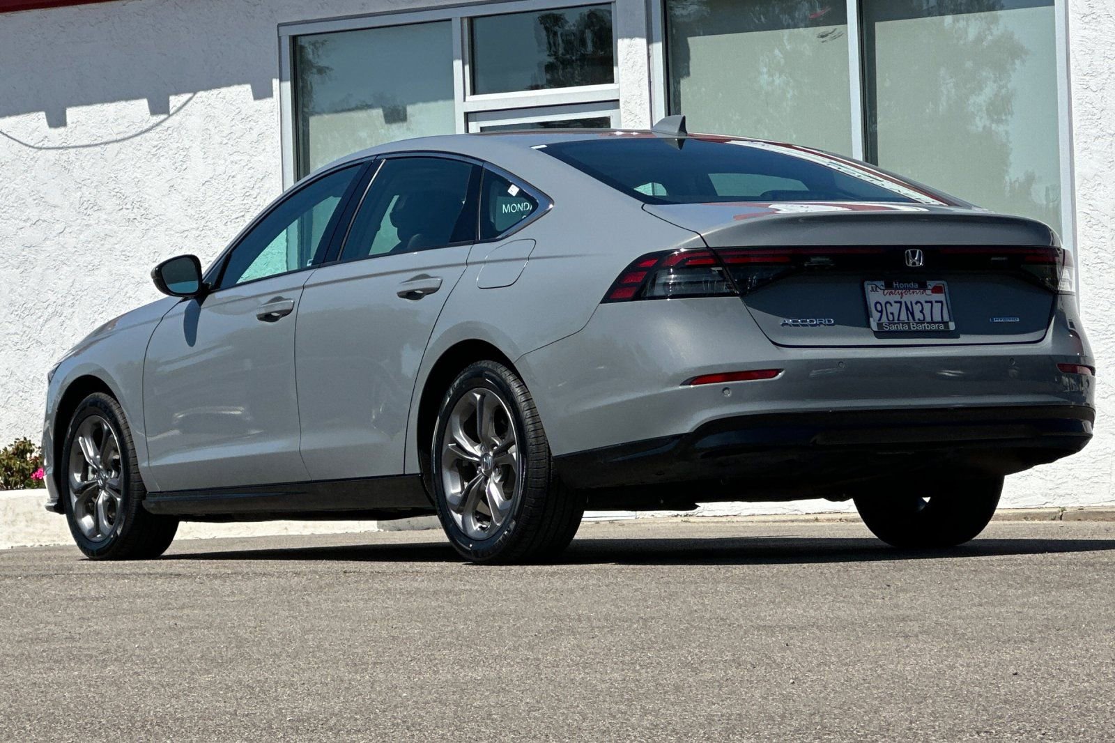 Used 2023 Honda Accord EX-L image 6