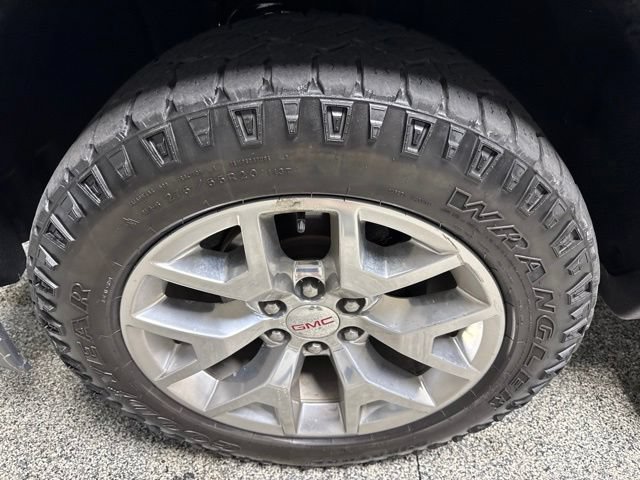 Used 2017 GMC Sierra 1500 SLT w/ SLT Premium Package AWD/4WD image 3