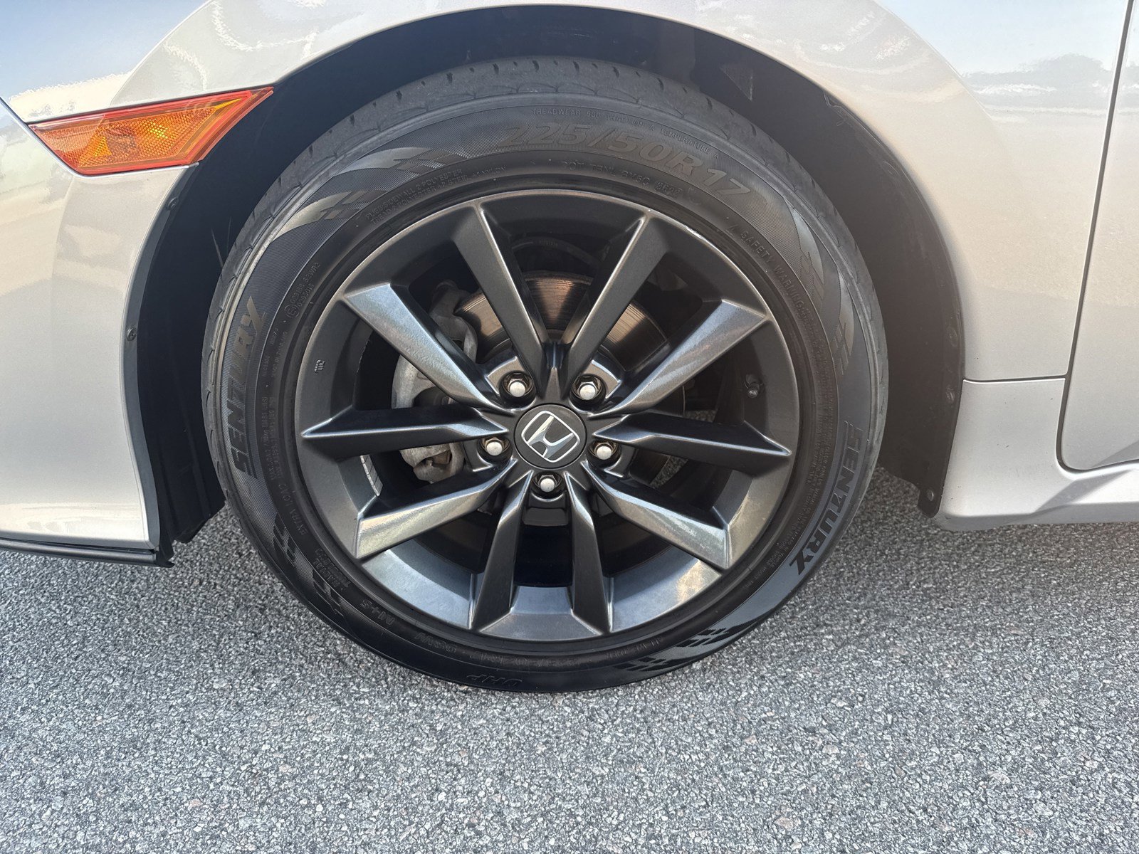 Used 2020 Honda Civic EX image 10