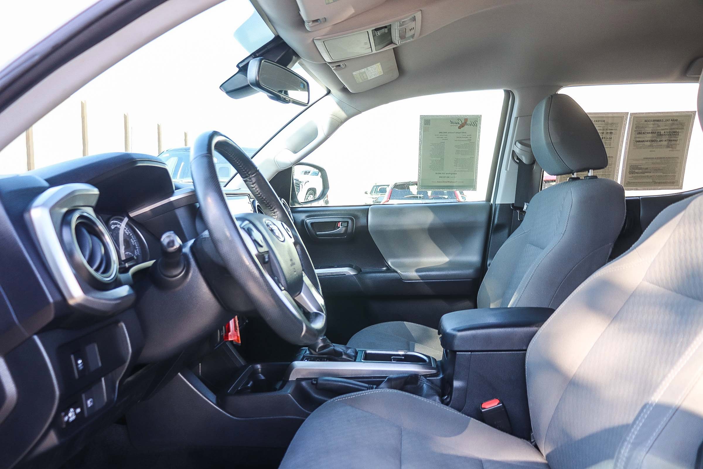 Certified 2020 Toyota Tacoma SR5 image 20