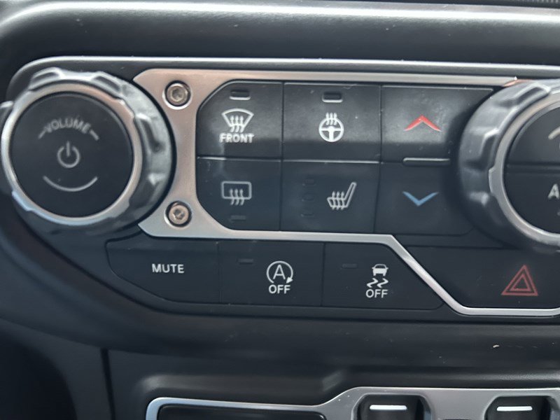 Used 2021 Jeep Wrangler Unlimited Sahara image 13