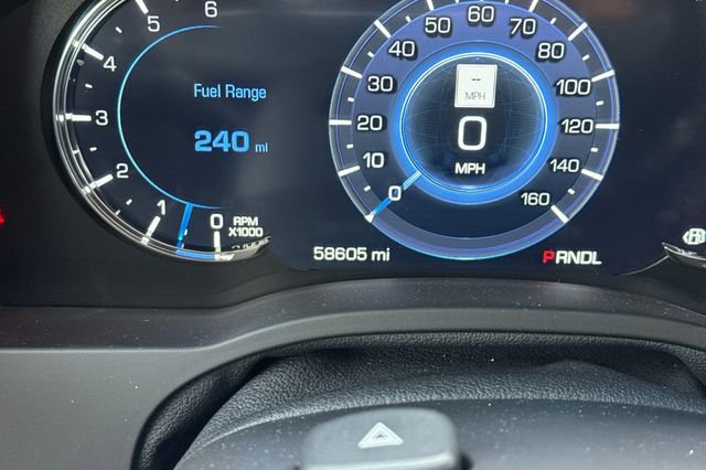 Used 2017 Cadillac Escalade Platinum image 29