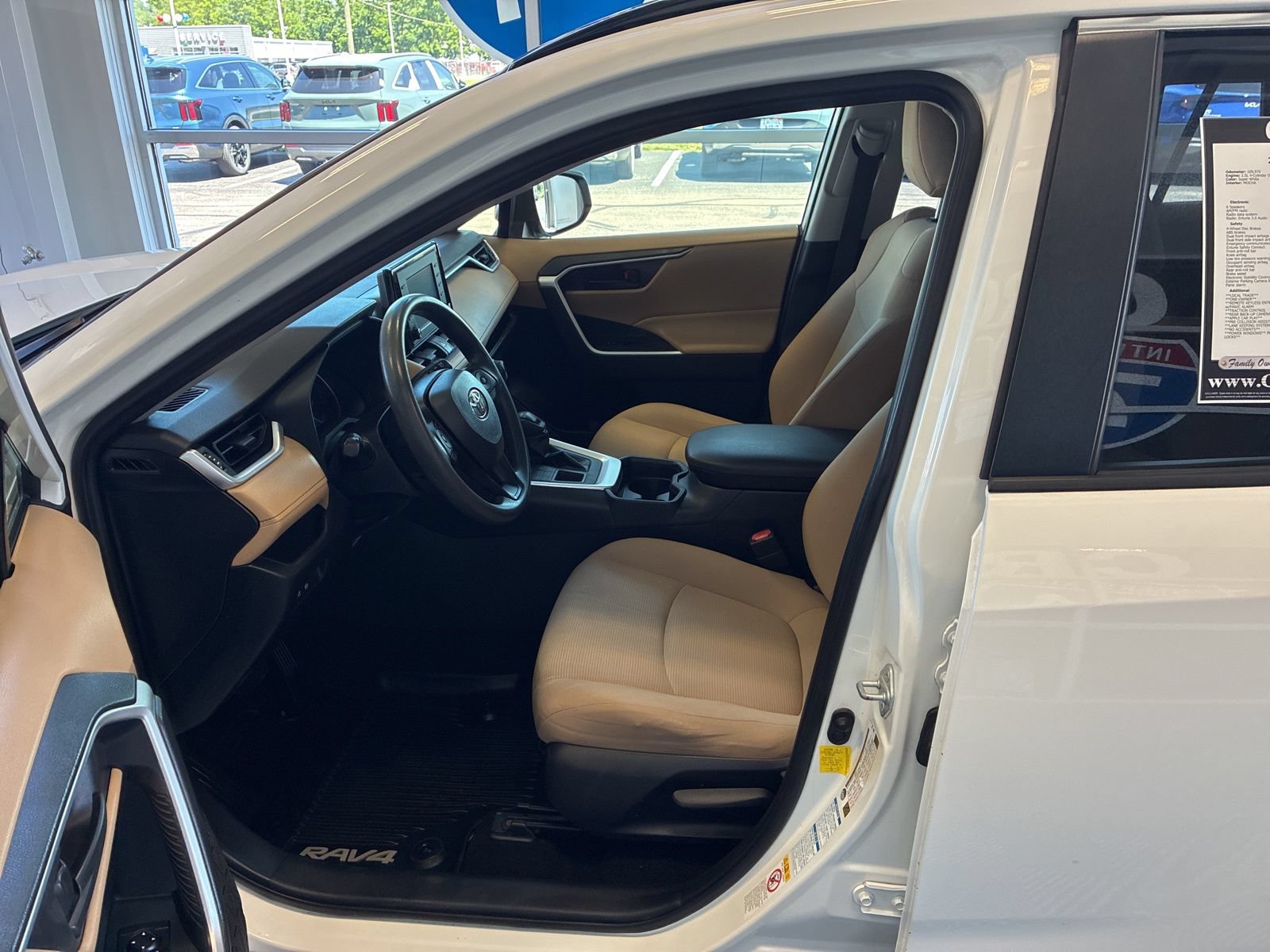 Used 2019 Toyota RAV4 LE w/ All Weather Liner Package AWD/4WD image 15
