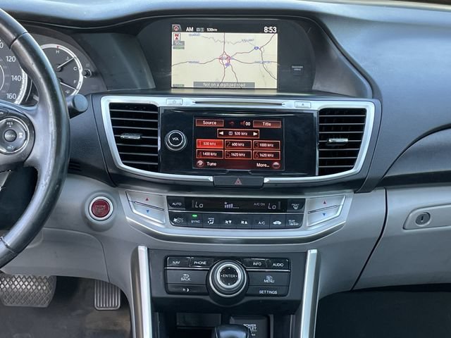Used 2015 Honda Accord Touring image 16