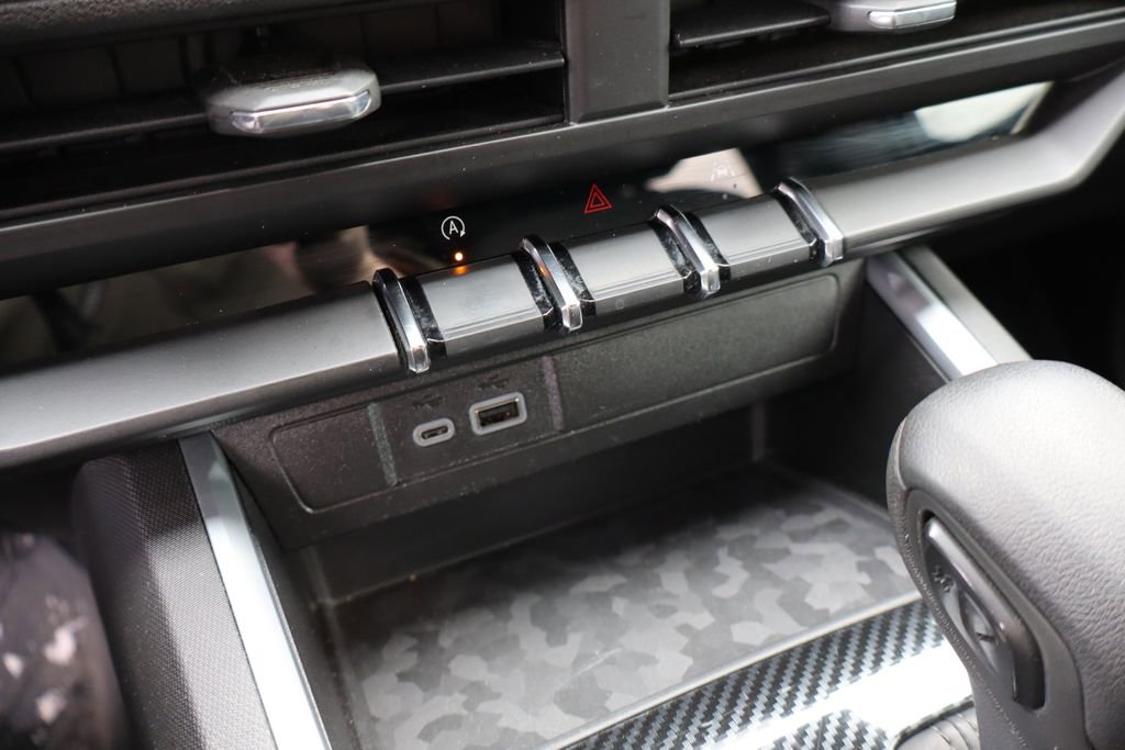 Used 2024 Chevrolet Colorado Trail Boss w/ Technology Package image 21