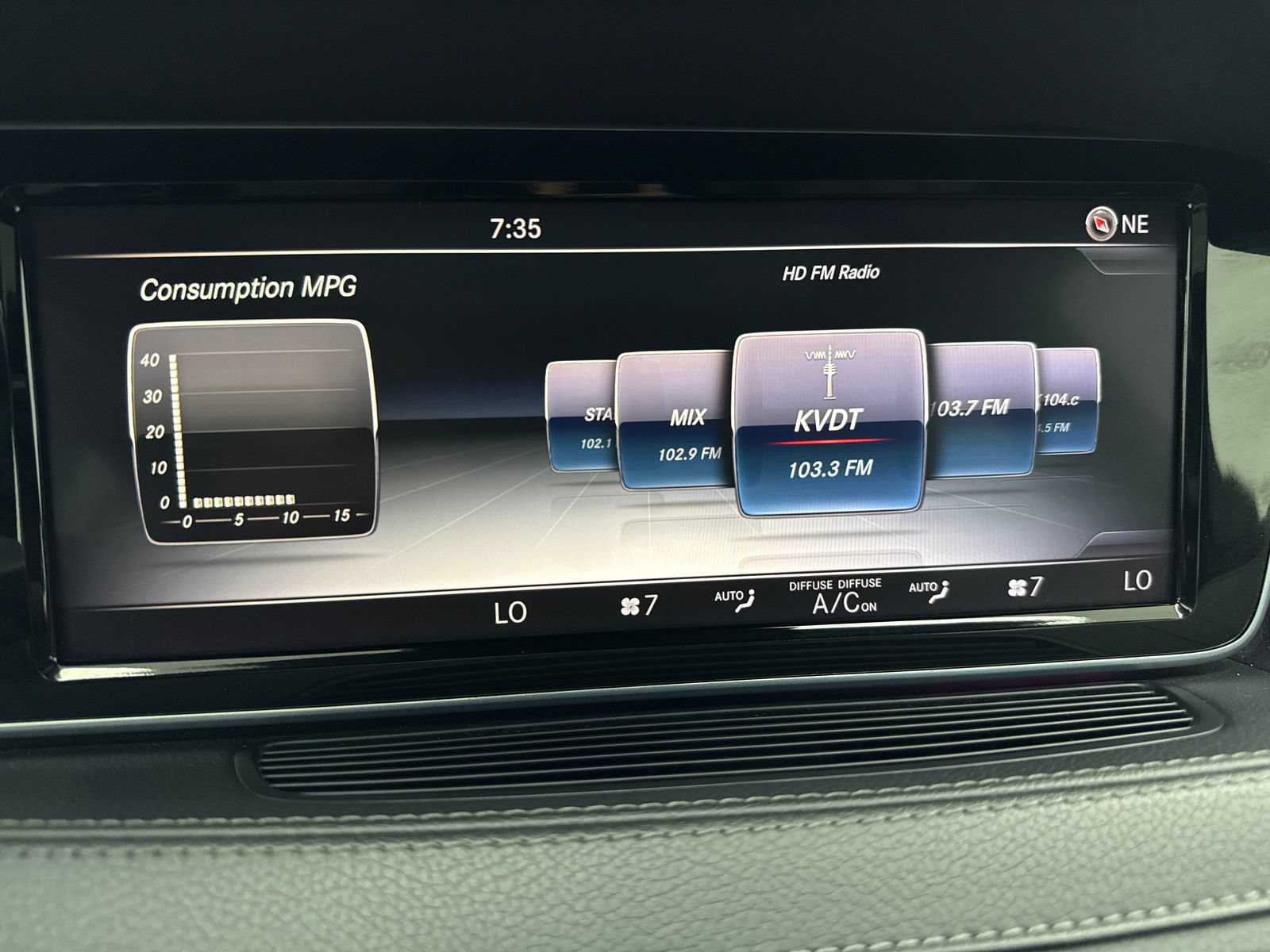 Used 2015 Mercedes-Benz S 550 Sedan image 25