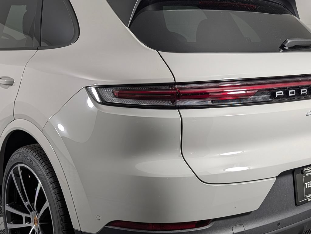 New 2026 Porsche Cayenne AWD/4WD image 16