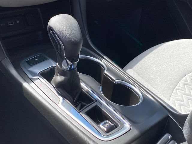 Certified 2022 Chevrolet Equinox LS w/ Driver Confidence II Package AWD/4WD image 13