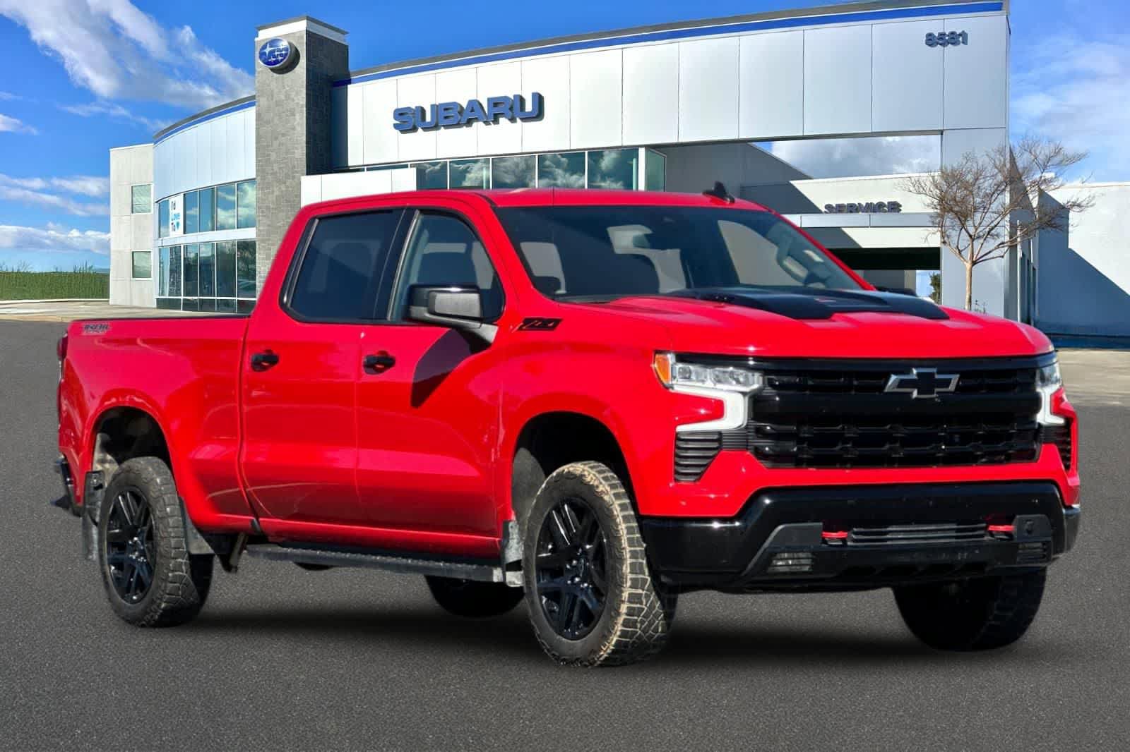 Used 2023 Chevrolet Silverado 1500 LT Trail Boss w/ Convenience Package II AWD/4WD image 5
