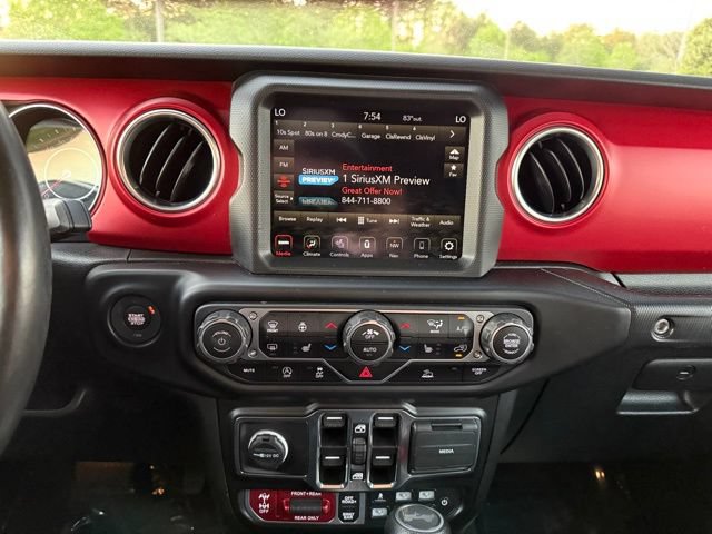 Used 2022 Jeep Wrangler Unlimited Rubicon w/ Cold Weather Group AWD/4WD image 18