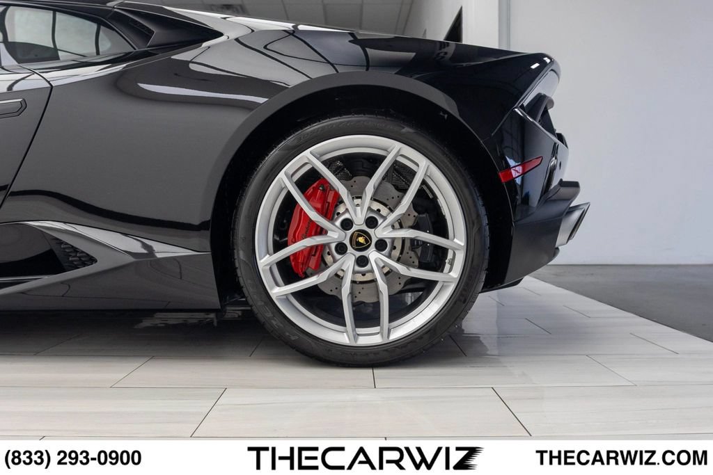 Used 2016 Lamborghini Huracan LP 580-2 RWD image 17