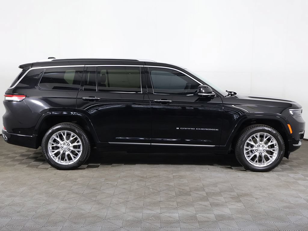 Used 2021 Jeep Grand Cherokee L Summit w/ Advanced Protech Group IV AWD/4WD image 25