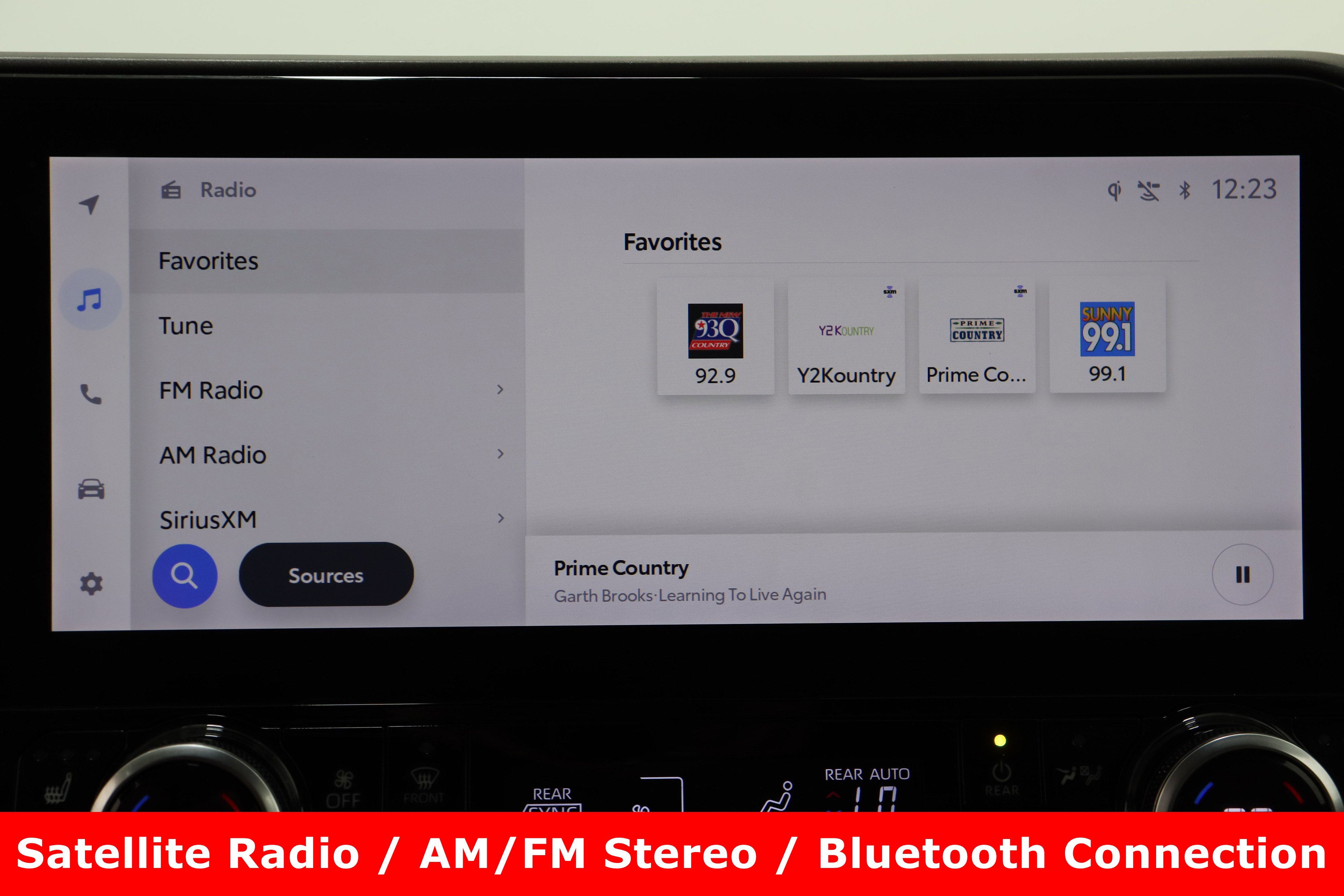 Used 2023 Toyota Highlander Limited image 19