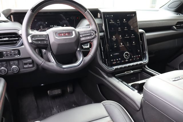 Used 2026 GMC Yukon AT4 Ultimate w/ LPO, Floor Liner Package AWD/4WD image 5