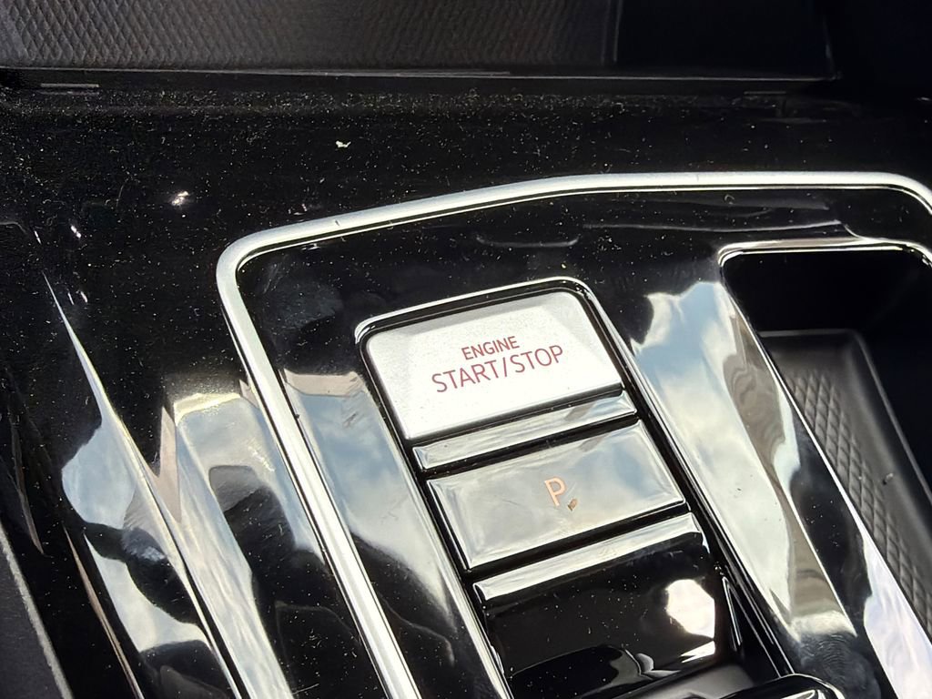 New 2026 Volkswagen GTI SE FWD image 26