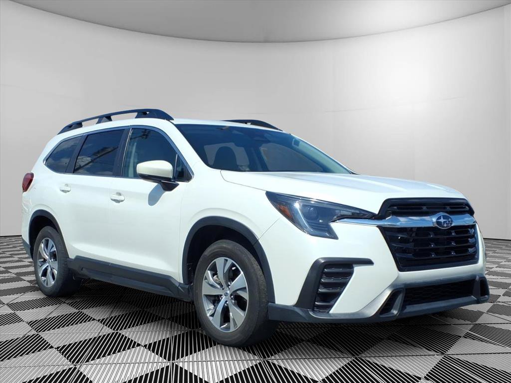 Used 2024 Subaru Ascent Premium w/ Convenience Package