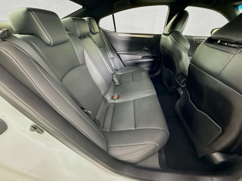 Certified 2023 Lexus ES 350 F Sport w/ Accessory Package (Z2) FWD image 29