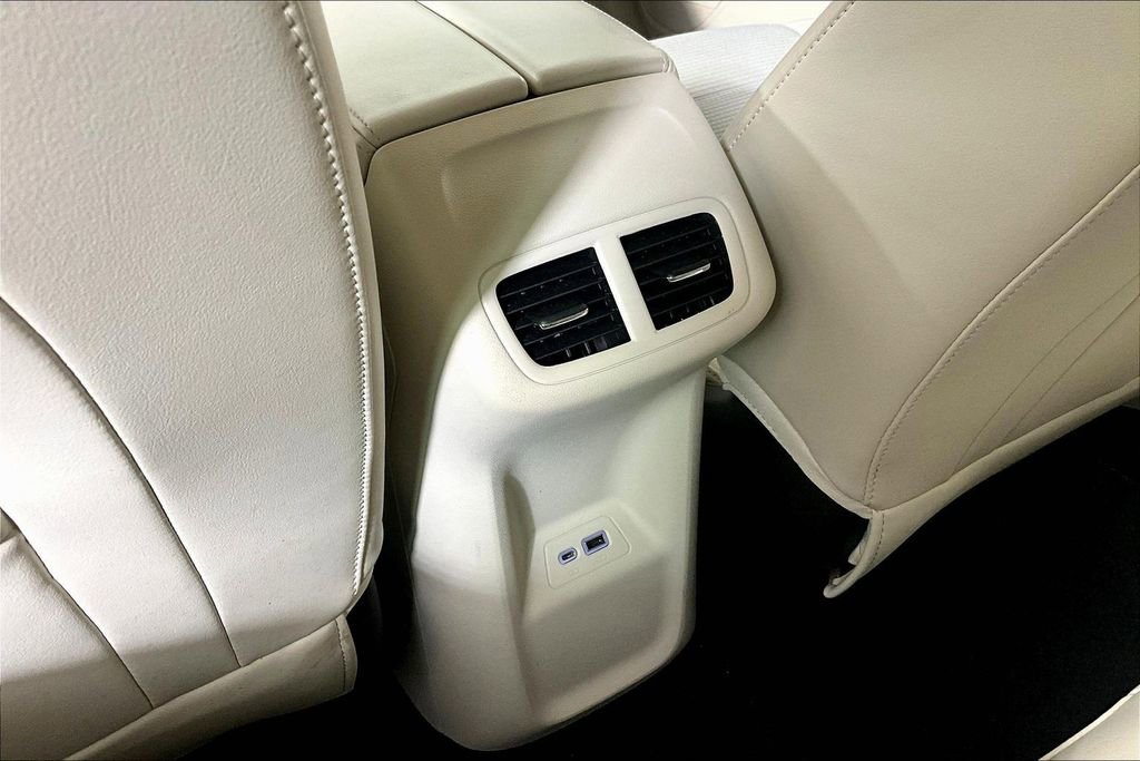 Used 2023 Buick Envision Preferred image 35