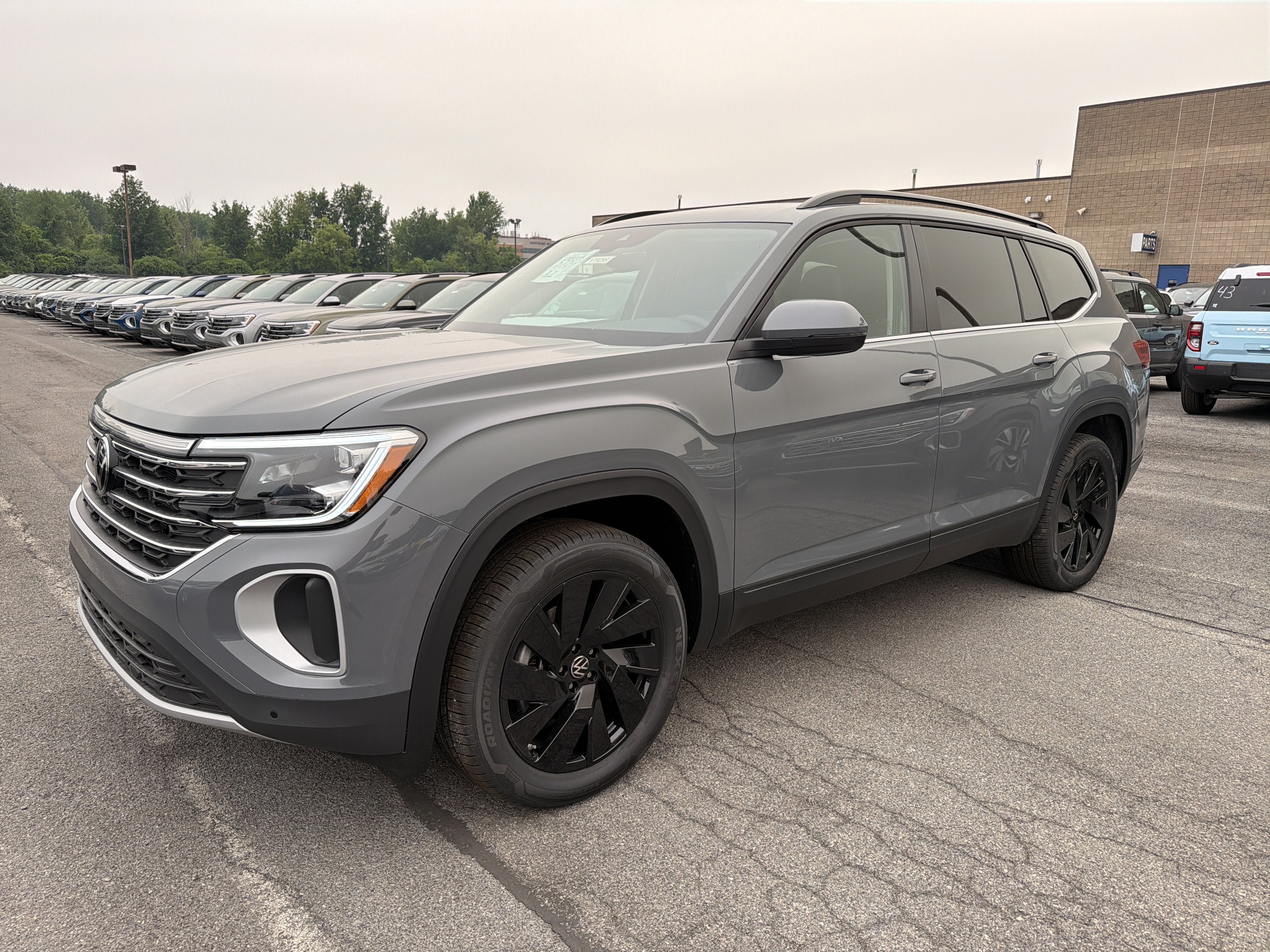 New 2026 Volkswagen Atlas SE AWD/4WD image 4