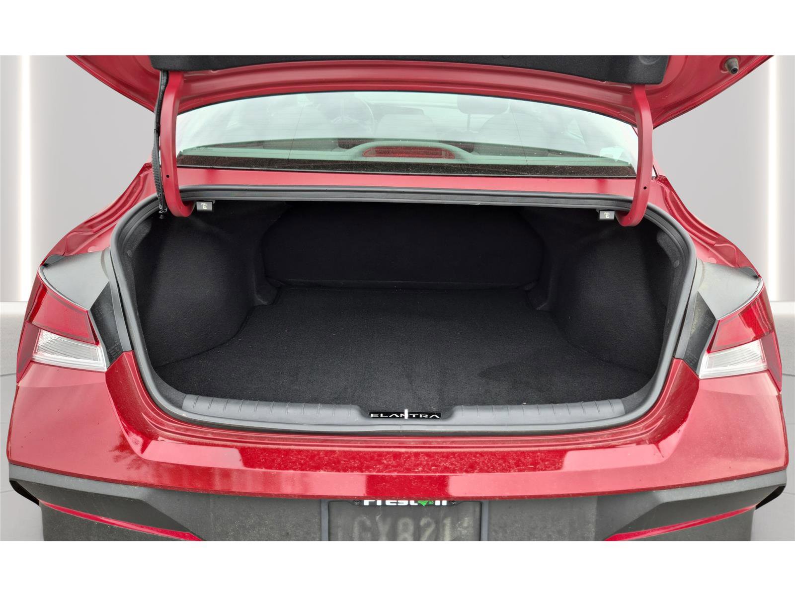 Used 2026 Hyundai Elantra Sport FWD image 21