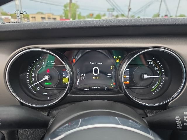 Used 2023 Jeep Wrangler Unlimited Rubicon 4xe w/ Cold Weather Group AWD/4WD image 25