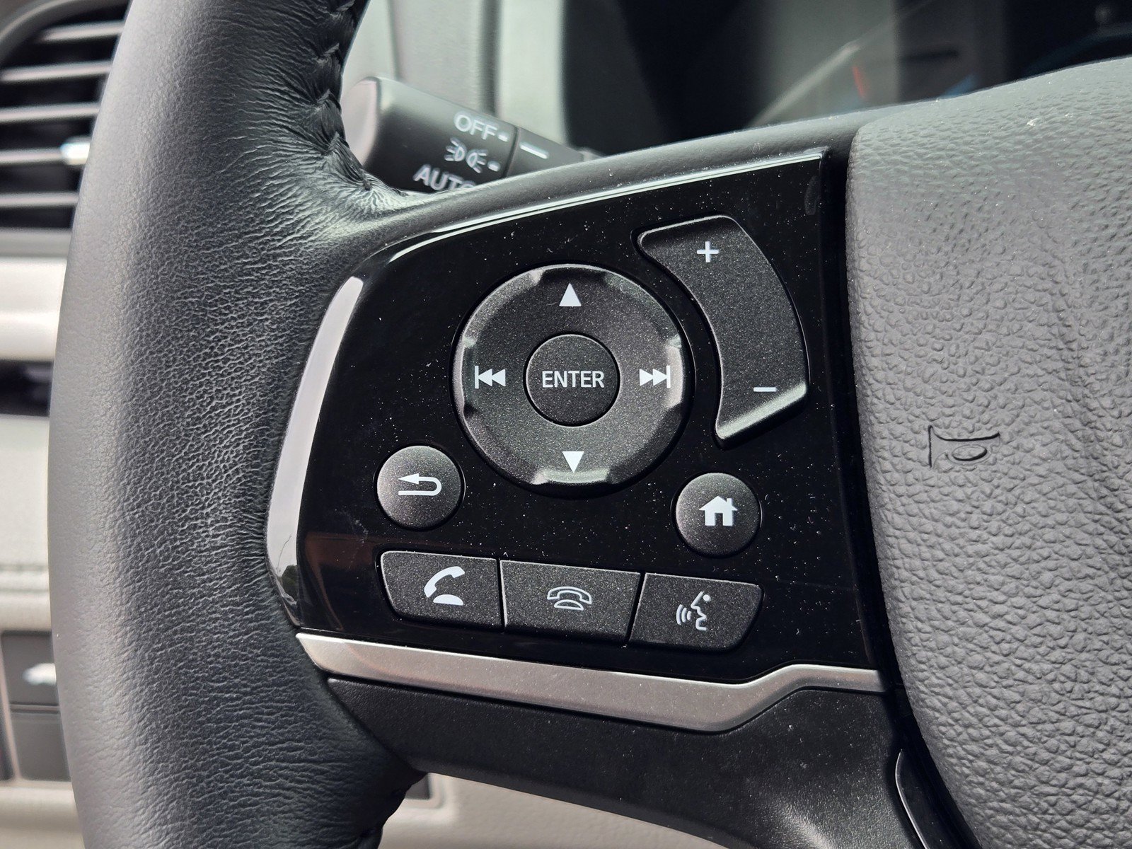 Used 2023 Honda Odyssey Touring image 24