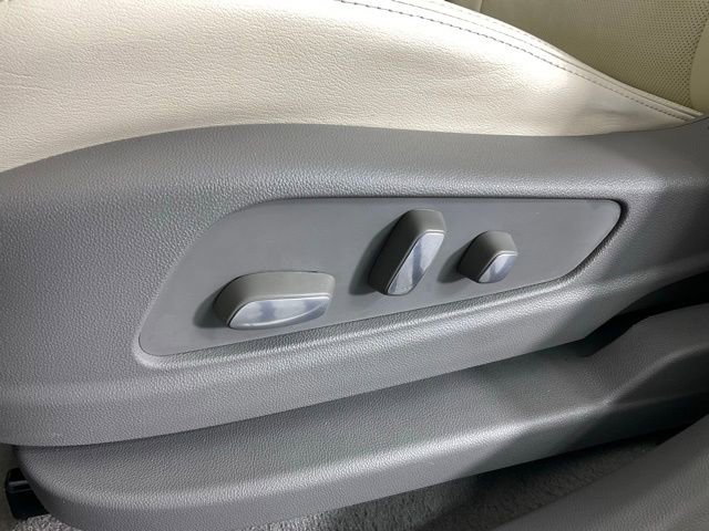 Certified 2023 Cadillac XT6 Premium Luxury image 25