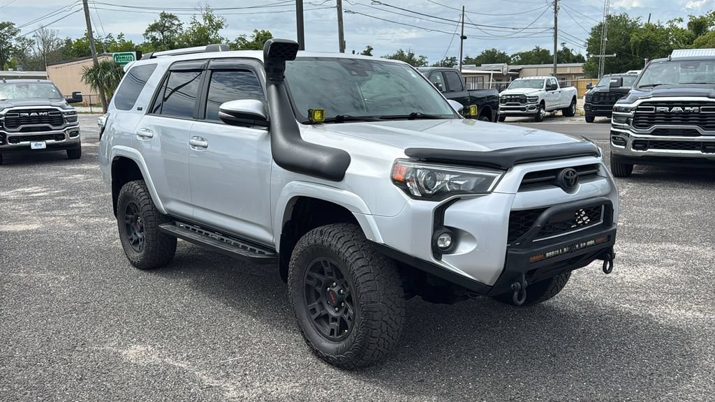 Used 2021 Toyota 4Runner SR5 Premium AWD/4WD image 8