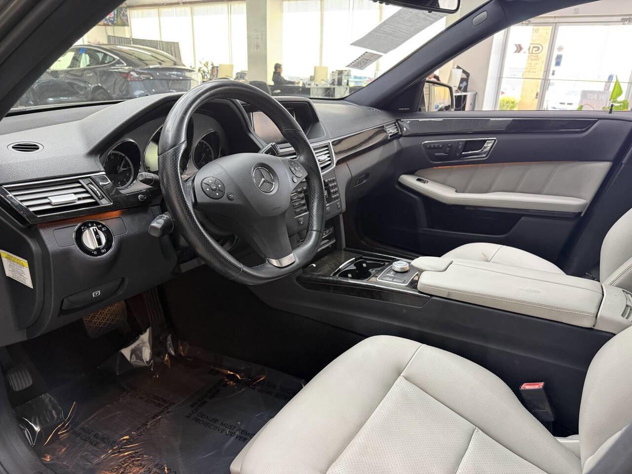 Used 2010 Mercedes-Benz E 350 Sedan w/ Premium 1 Pkg image 19