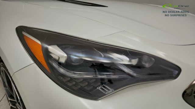 Used 2020 Kia Stinger GT1 RWD image 22