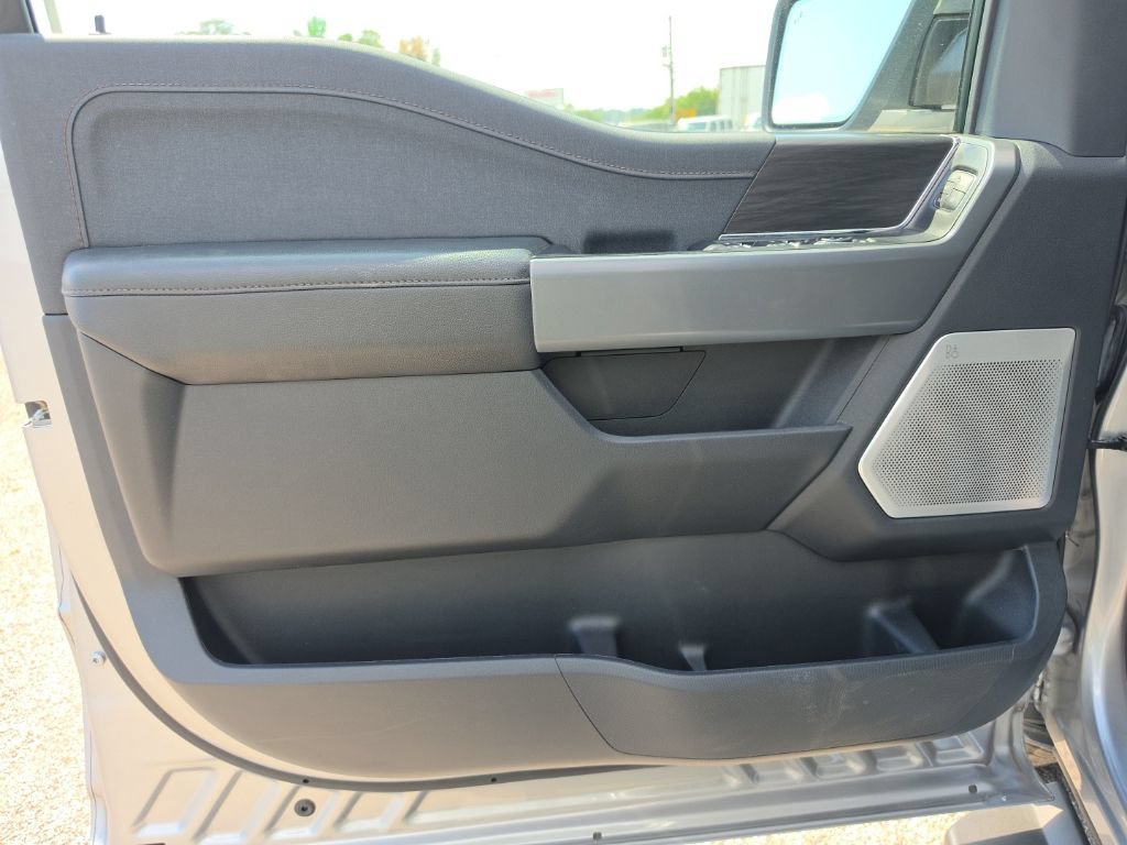 Used 2024 Ford F150 Lariat w/ Equipment Group 502A High AWD/4WD image 19